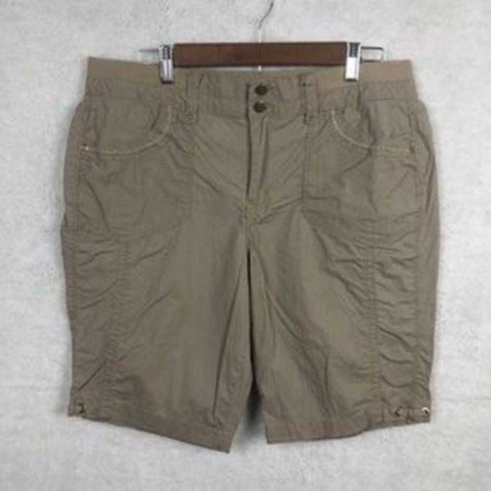 women’s short size 14